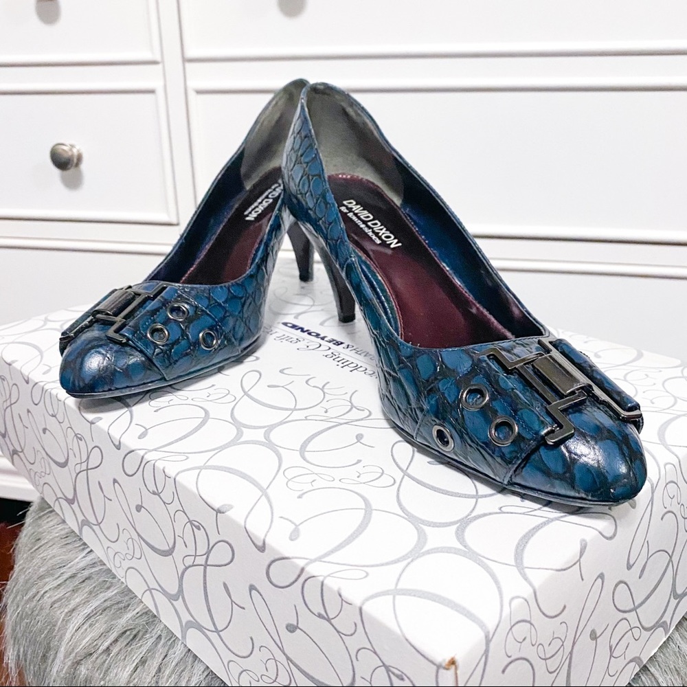 David Dixon Shoe 8.5 Leopard Dark Blue Pumps